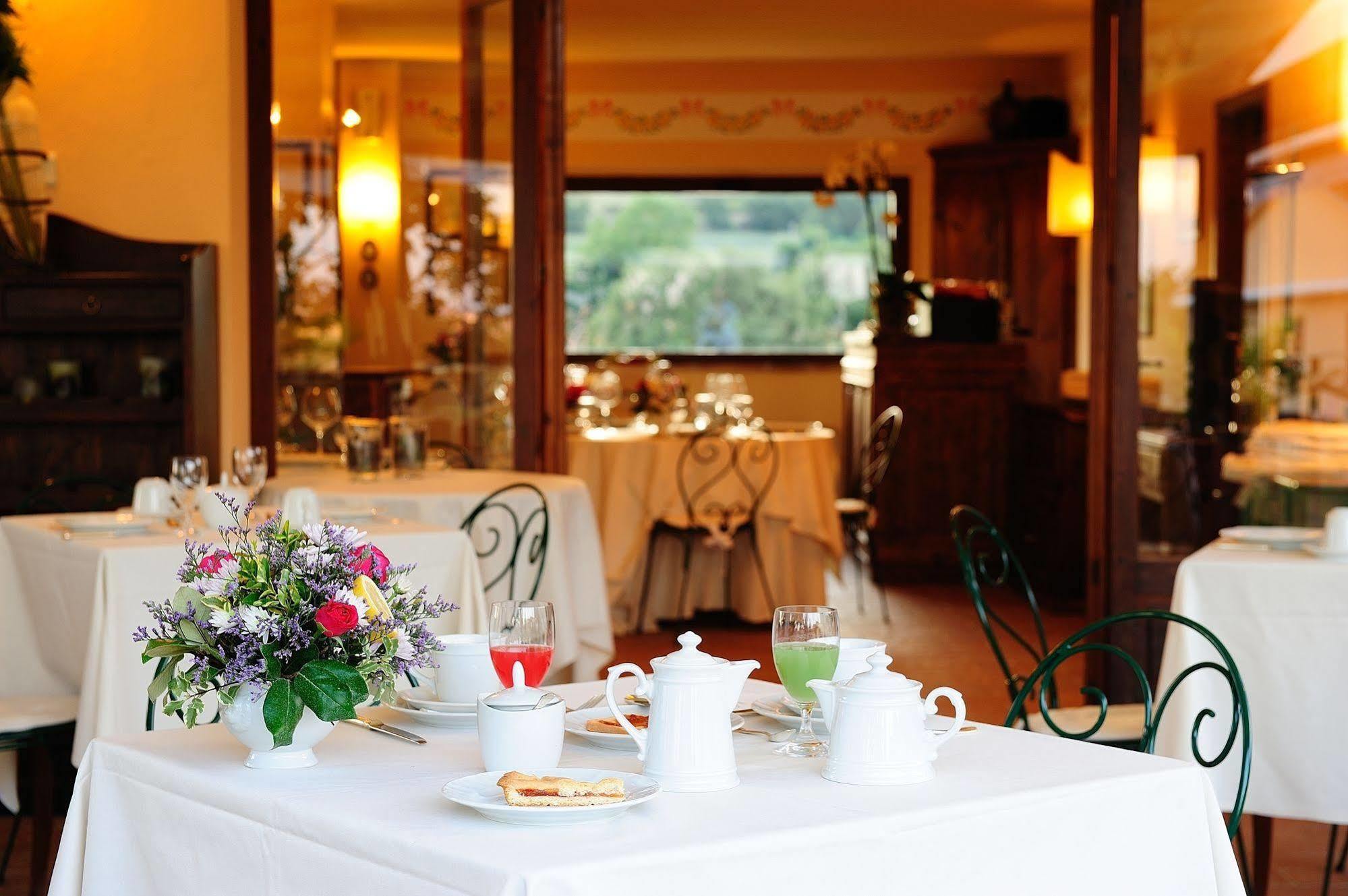 Borgo Mandoleto - Country Resort & Spa Solomeo Esterno foto