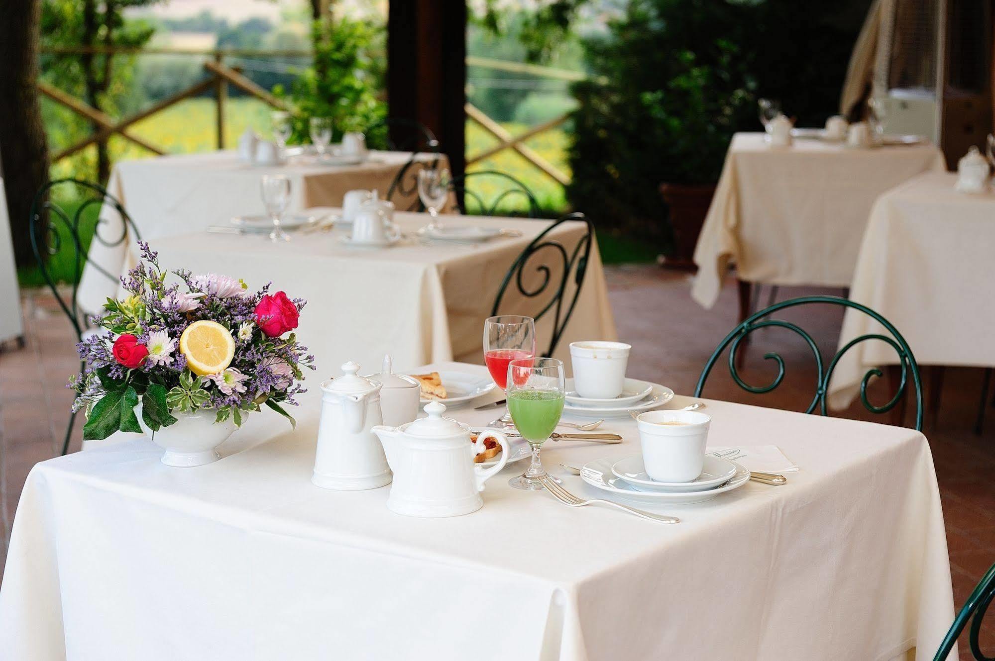 Borgo Mandoleto - Country Resort & Spa Solomeo Esterno foto